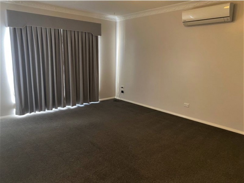 2 Nimrod Court, Wilsonton QLD 4350