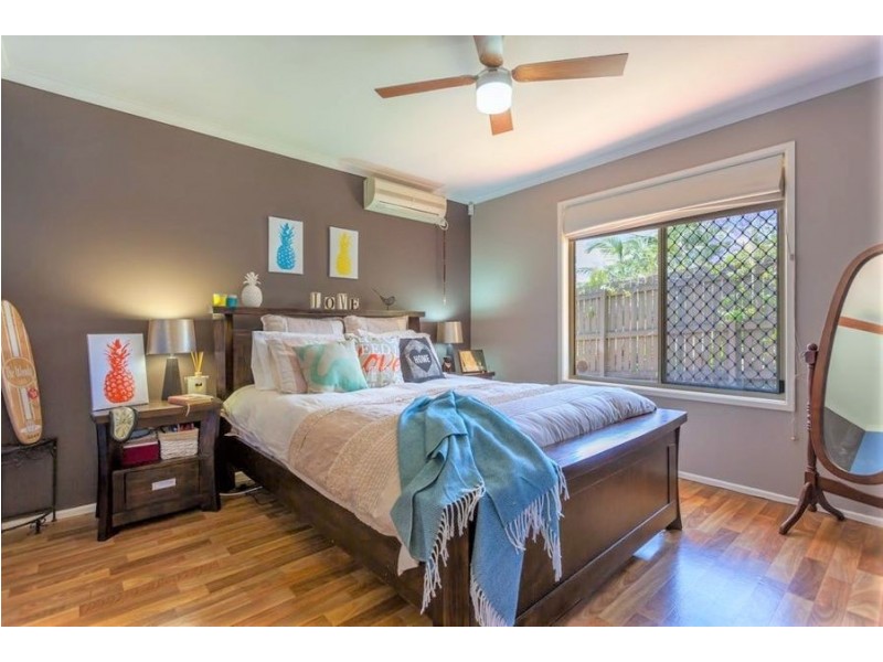 8 Kayser Court, Darling Heights QLD 4350