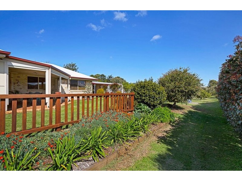 27 Cole Drive, Highfields QLD 4352