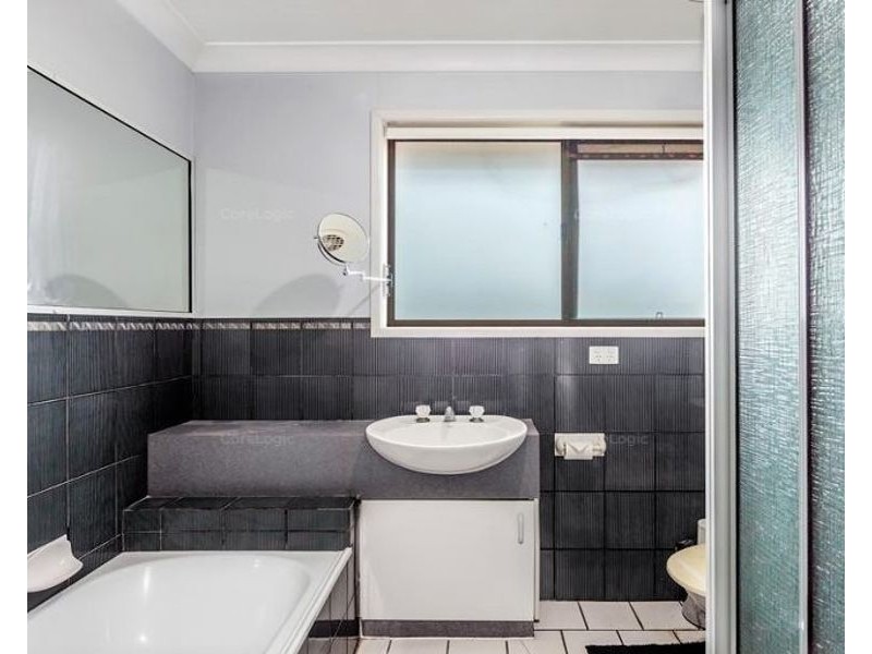 2/2 Rachel Street, Darling Heights QLD 4350