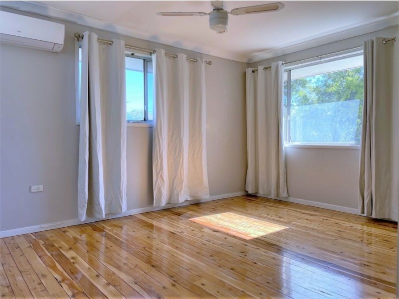 152 Alderley Street, Centenary Heights QLD 4350