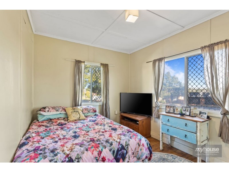 144 Ruthven Street, North Toowoomba QLD 4350