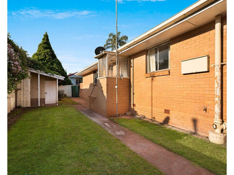 17 Cohoe Street, East Toowoomba QLD 4350