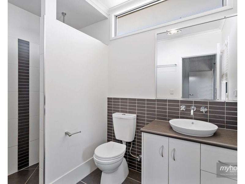 13 Cay Street, Newtown QLD 4350