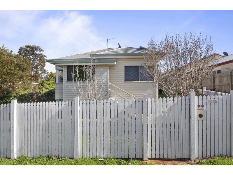 29A Helen Street, Newtown QLD 4350