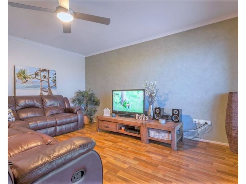 8 Kayser Court, Darling Heights QLD 4350