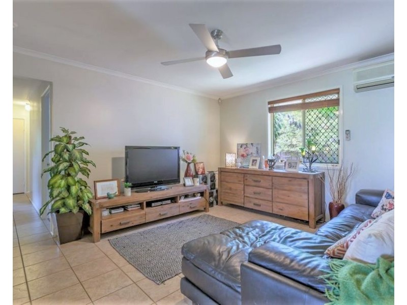 8 Kayser Court, Darling Heights QLD 4350