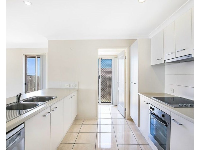 34 Kurrawa Crescent, Glenvale QLD 4350