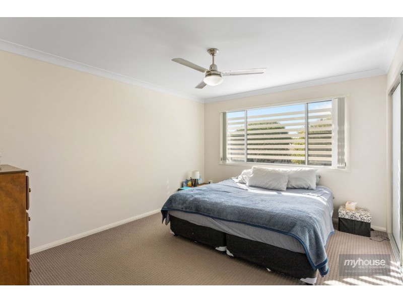 240 Bridge Street, Newtown QLD 4350