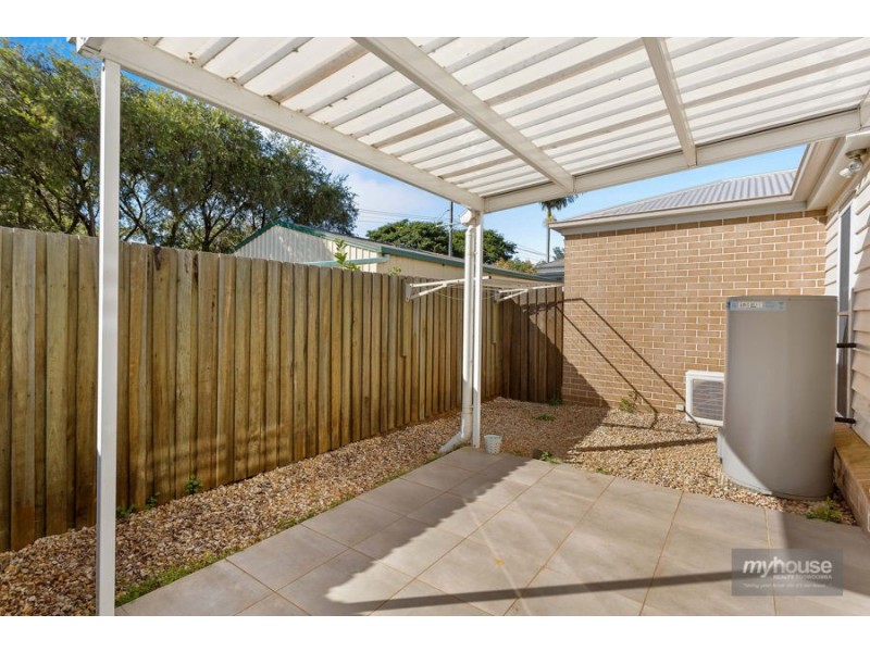 240 Bridge Street, Newtown QLD 4350