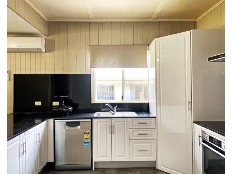 20 Weetwood Street, Newtown QLD 4350