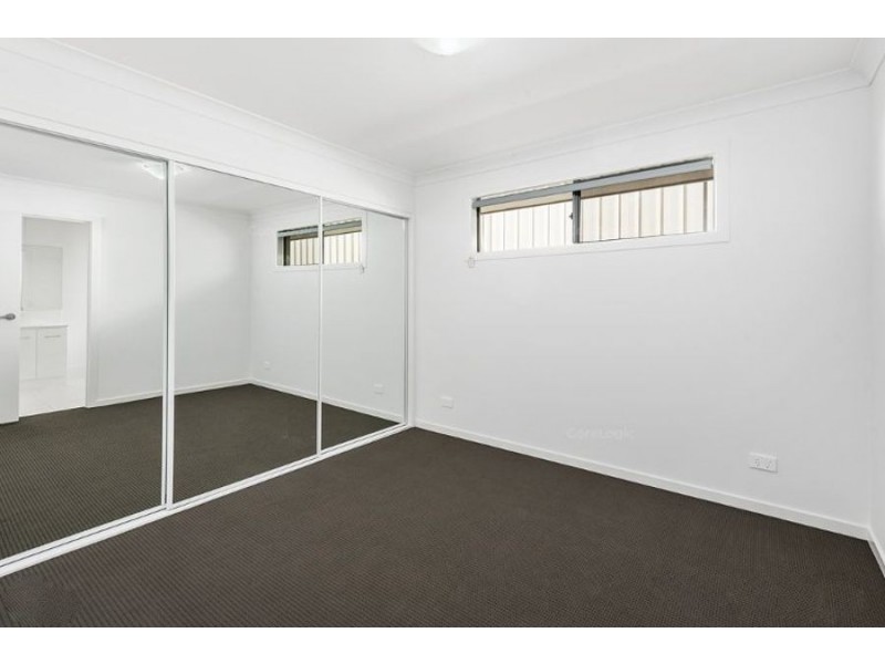 21 Minnett Street, Glenvale QLD 4350