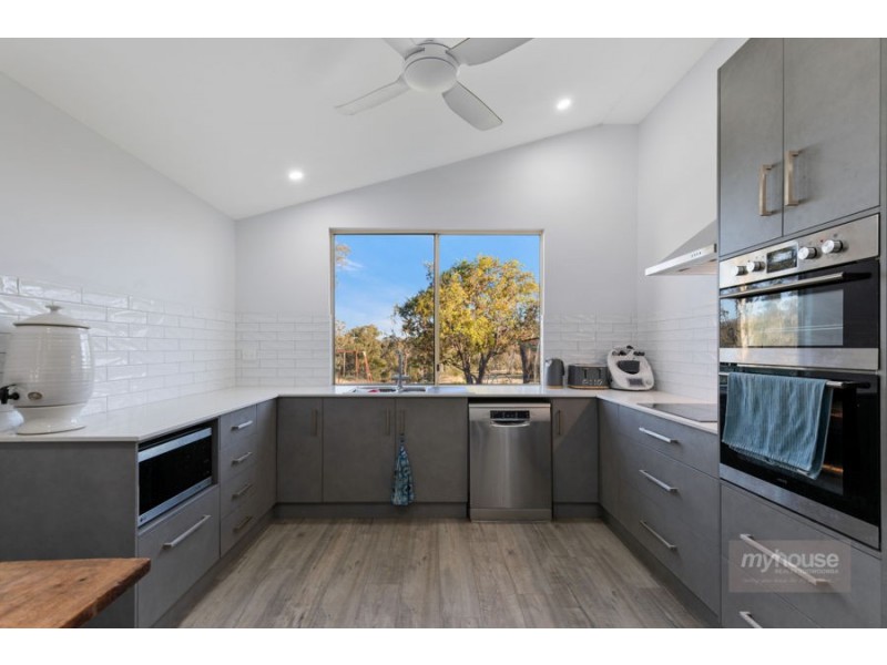 256 Hayden Street, Mount Rascal QLD 4350