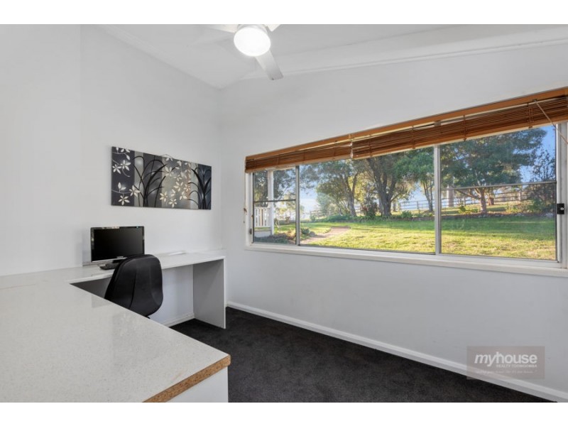 256 Hayden Street, Mount Rascal QLD 4350