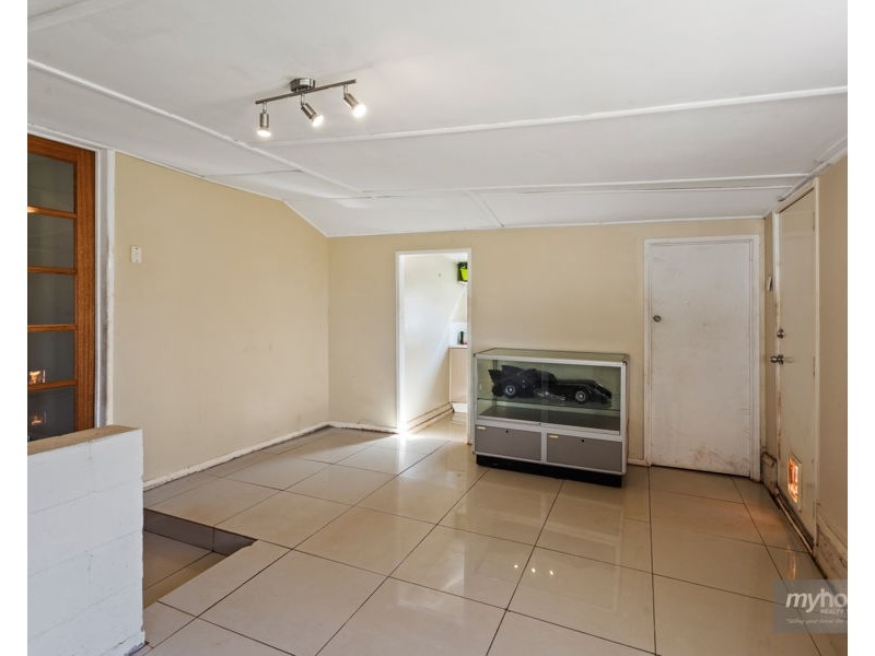 144 Ruthven Street, North Toowoomba QLD 4350