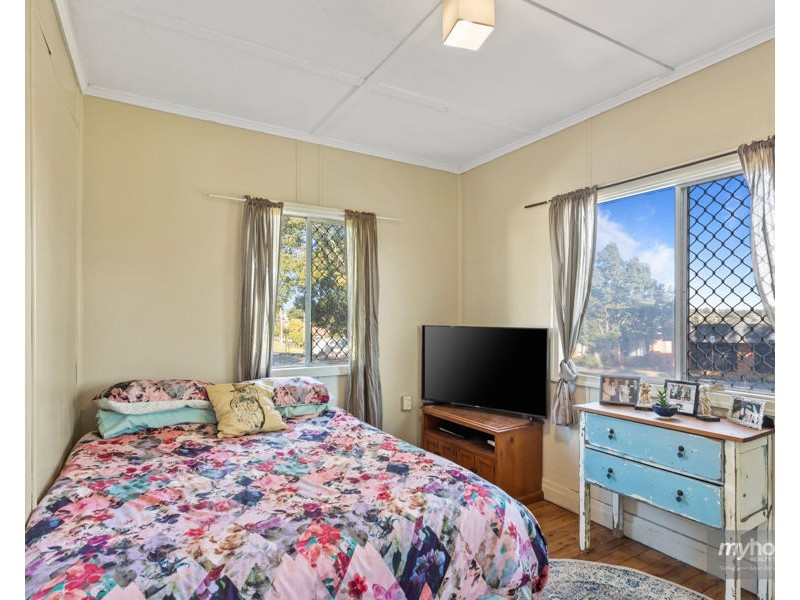 144 Ruthven Street, North Toowoomba QLD 4350