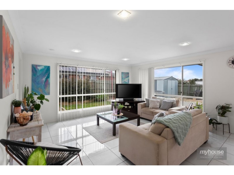 10 Opal Street, Glenvale QLD 4350