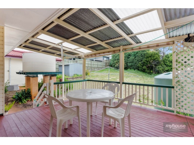 27 Hoey Street, Kearneys Spring QLD 4350