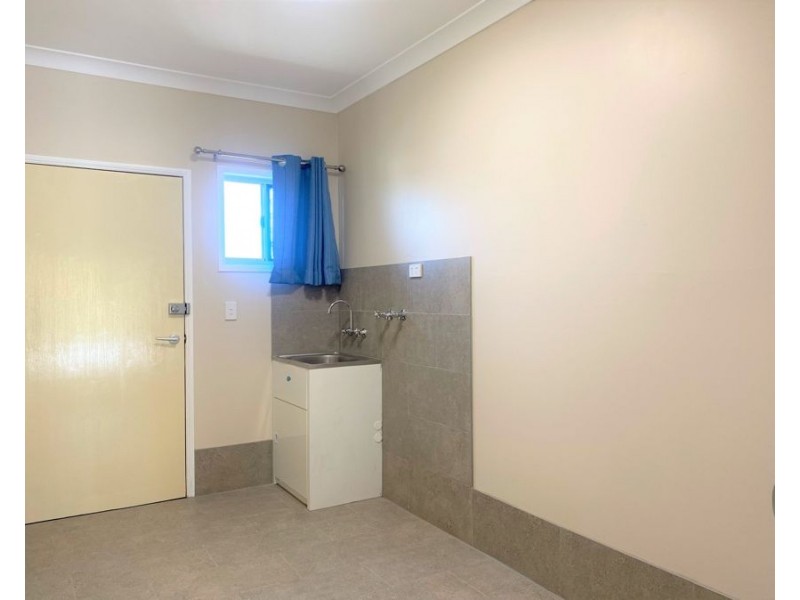 8 Southern Cross Drive, Kingsthorpe QLD 4400