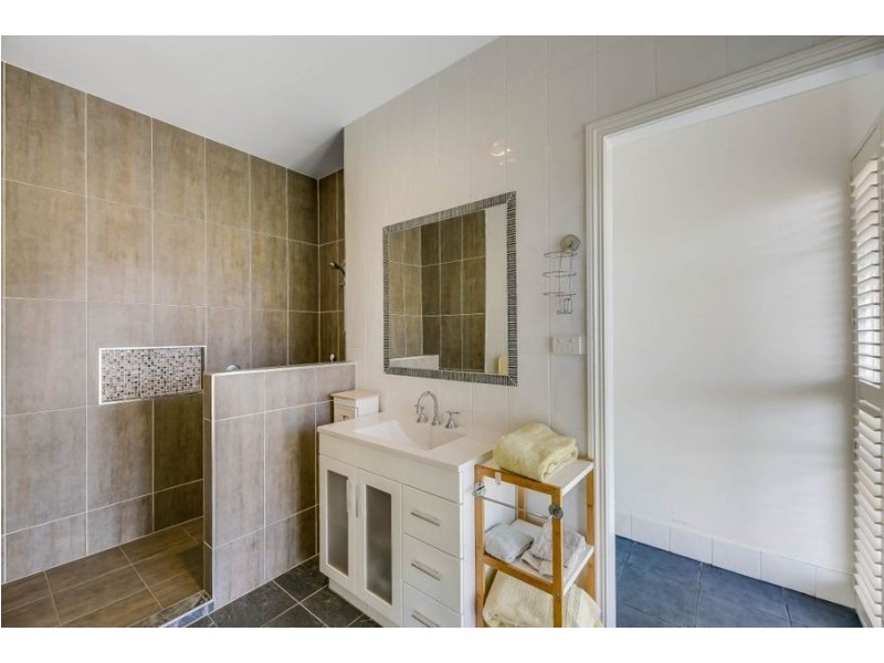 140 Carroll Road, Hodgson Vale QLD 4352