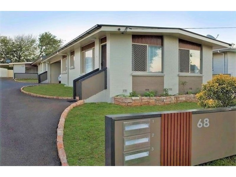 2/68 Dunne Street, Harristown QLD 4350