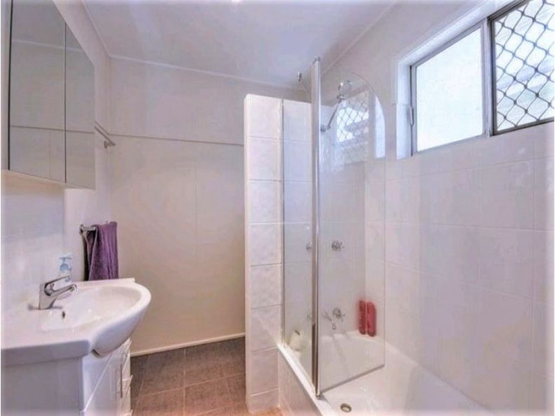 2/68 Dunne Street, Harristown QLD 4350