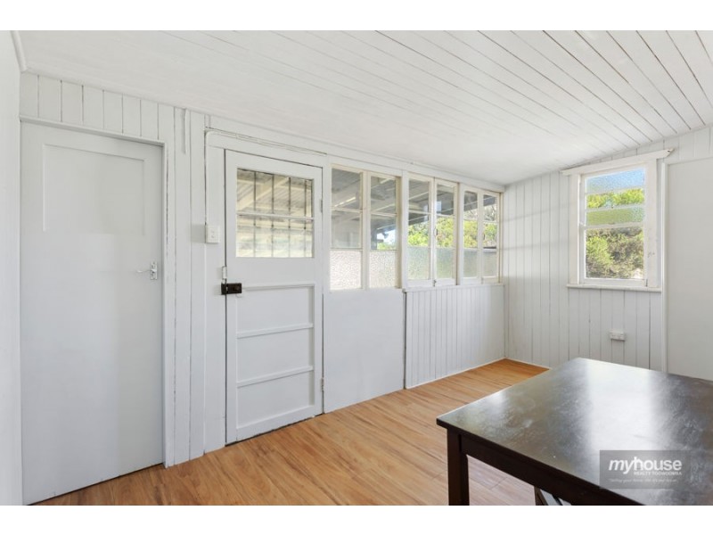 16 Glenvale Road, Harristown QLD 4350