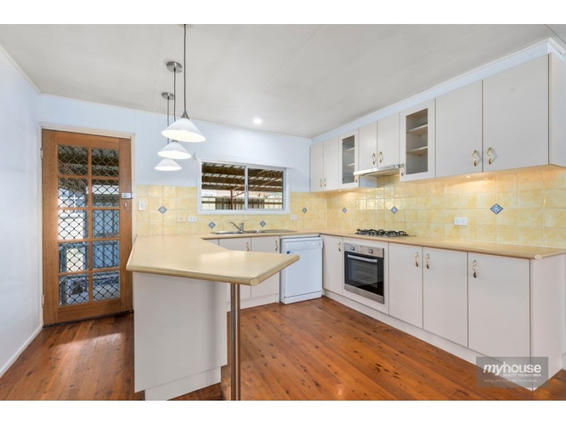 7 Fourth Avenue, Harristown QLD 4350