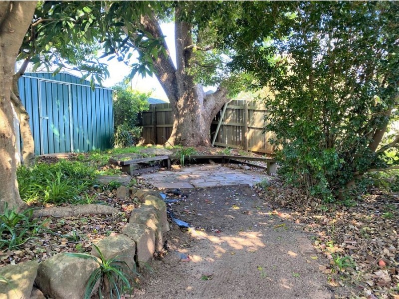 7 Fourth Avenue, Harristown QLD 4350