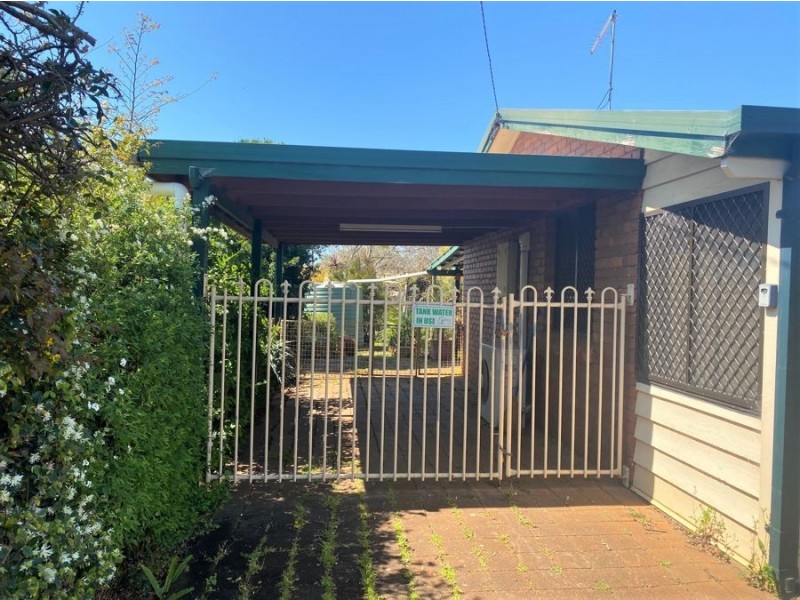 12 Moselle Court, Wilsonton Heights QLD 4350