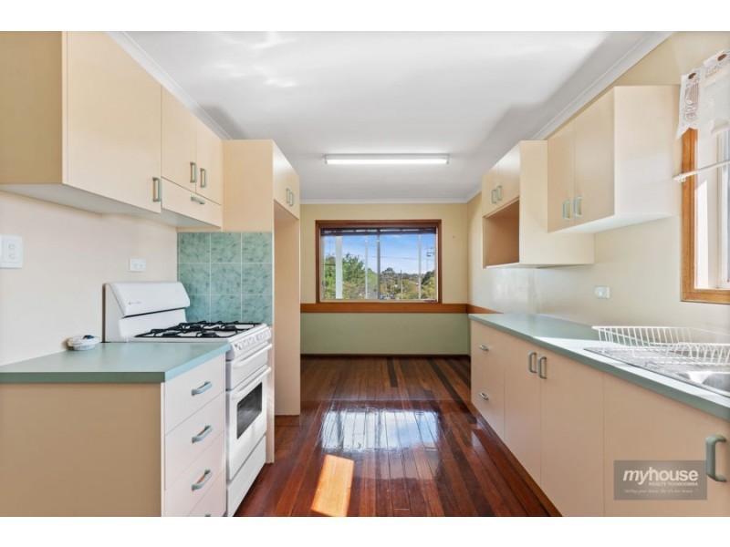 23 Coates Street, Kearneys Spring QLD 4350