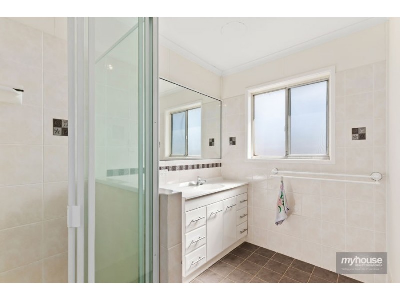 23 Coates Street, Kearneys Spring QLD 4350