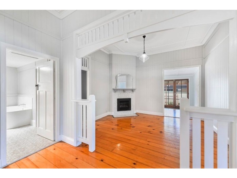 19 Vacy Street, Newtown QLD 4350