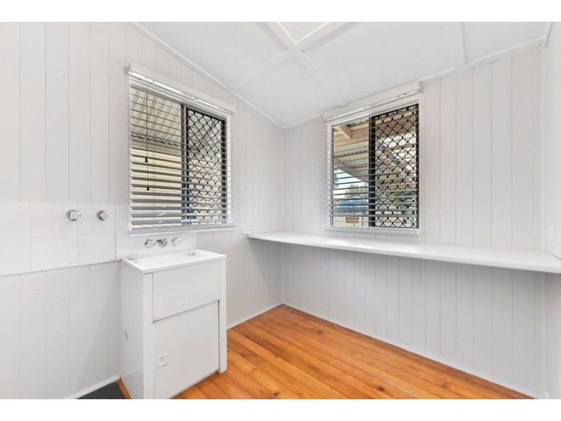 19 Vacy Street, Newtown QLD 4350