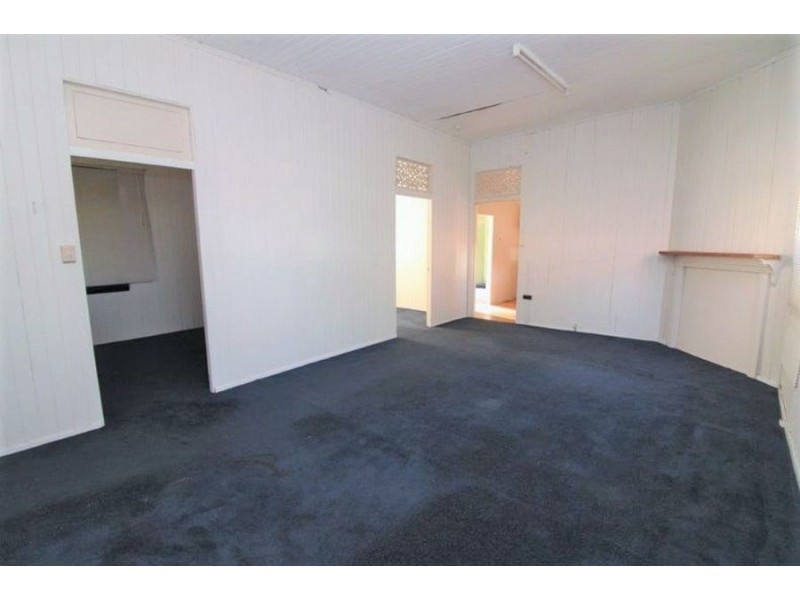 113 James Street, East Toowoomba QLD 4350