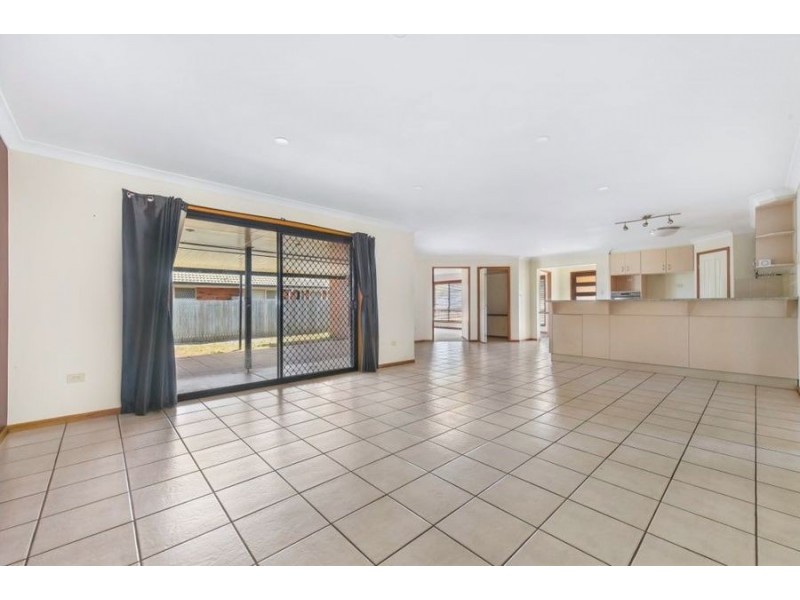 21 Diamantina Drive, Glenvale QLD 4350