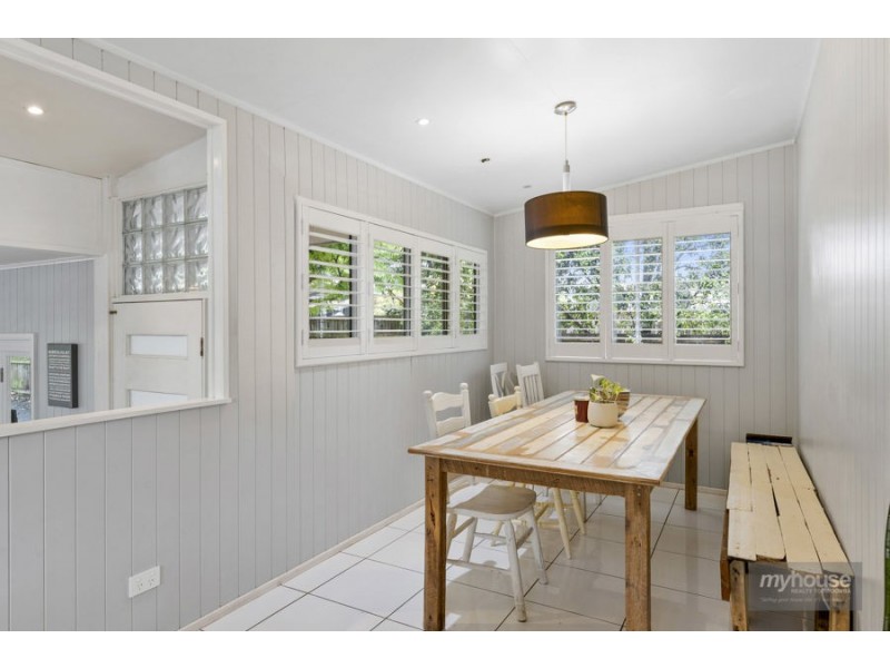 61 Mary Street, Mount Lofty QLD 4350