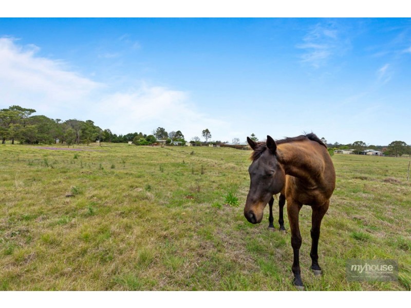 220 Meringandan Road, Kleinton QLD 4352