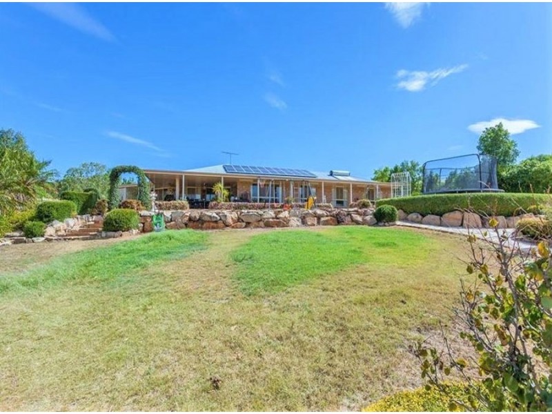 10 Debra Street, Withcott QLD 4352