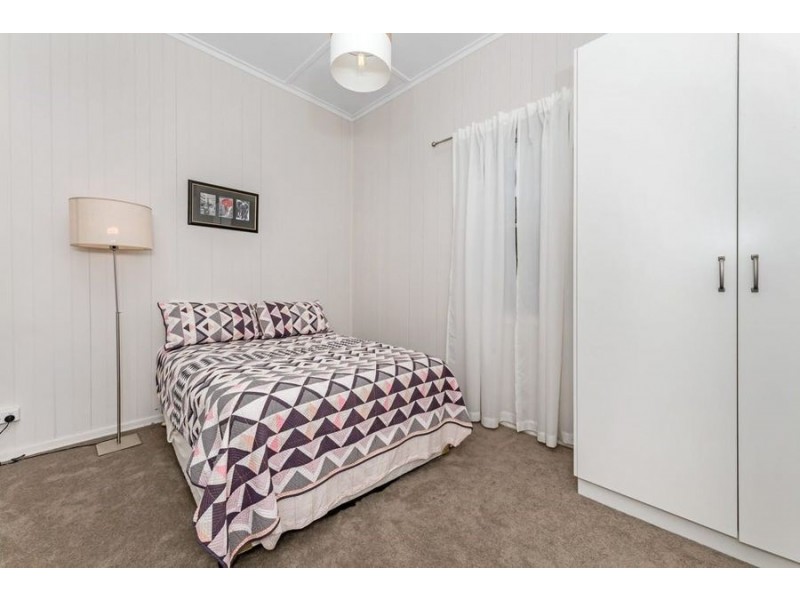 5 Hampshire Street, North Toowoomba QLD 4350