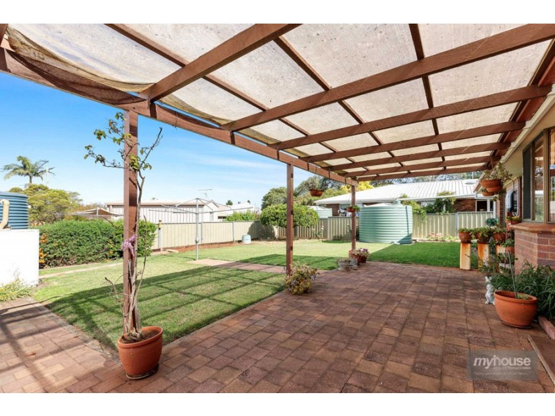 14 Smythe Street, Kearneys Spring QLD 4350