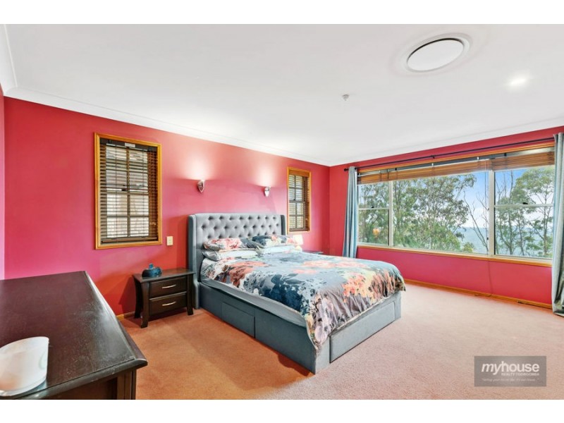 62 Skyline Drive, Blue Mountain Heights QLD 4350