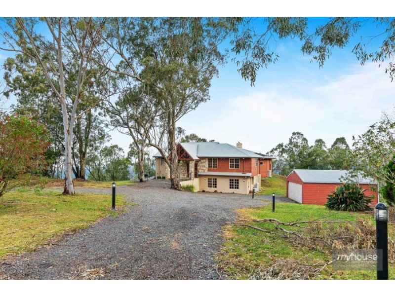 62 Skyline Drive, Blue Mountain Heights QLD 4350