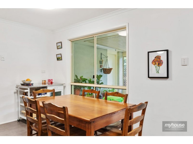 11 Handley Drive, Westbrook QLD 4350