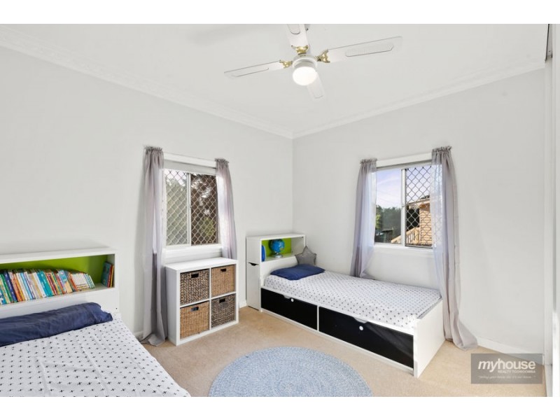 34 Llewellyn Street, Centenary Heights QLD 4350