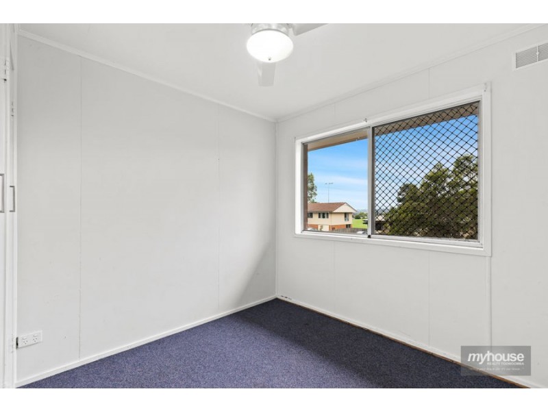 2 Dignan Street, Harristown QLD 4350