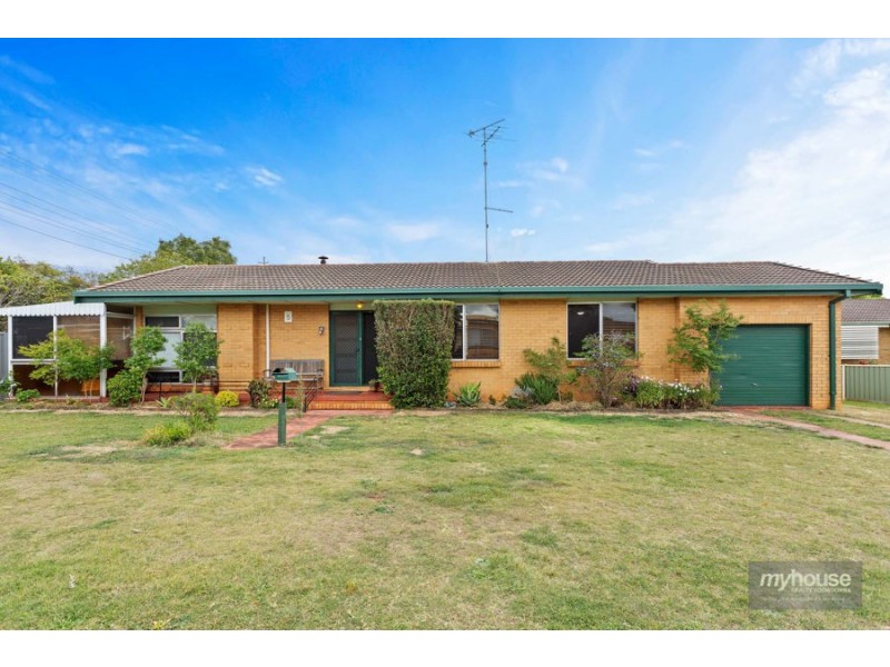 5 Barden Court, Harristown QLD 4350