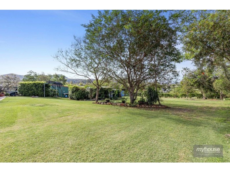 5 Vista Court, Withcott QLD 4352