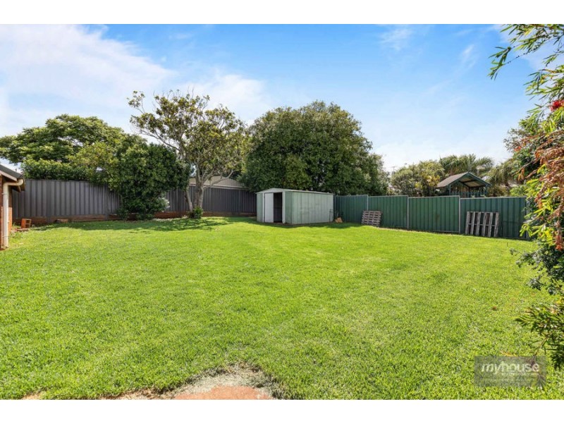 9 Drayton Road, Harristown QLD 4350