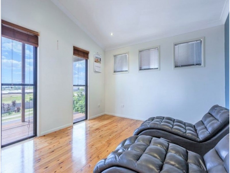 4 Balonne Drive, Glenvale QLD 4350